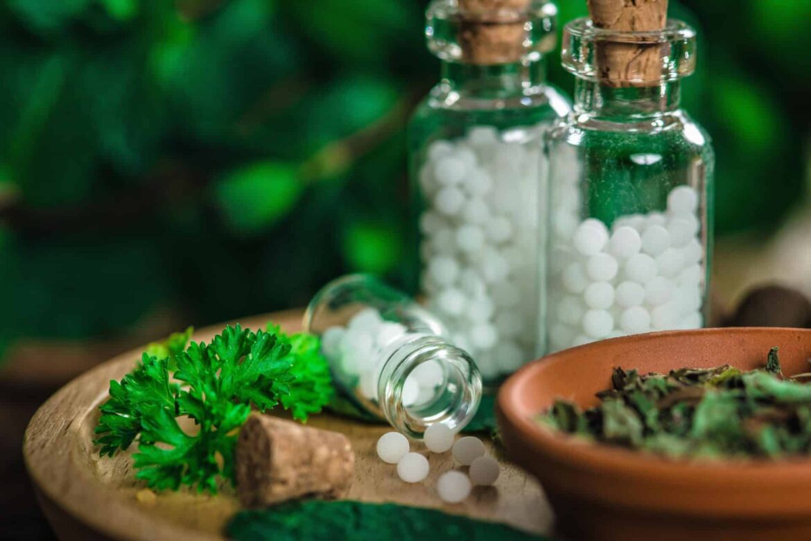 Contra-indications in homoeopathy from Hahnemann, Boericke, and Paschero